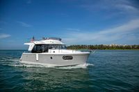 2017 Beneteau Swift Trawler 30