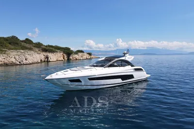 2016 Sunseeker San Remo 485