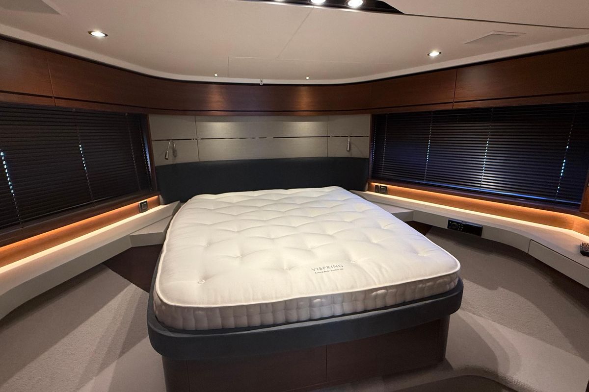 2019 Princess 65 