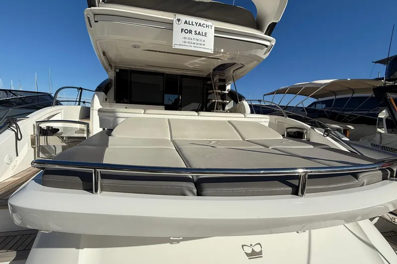 Stra Dodo Yacht Photos Pics 2019 Princess S65 yacht for sale, featuring spacious deck and luxurious design.