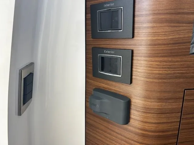  Yacht Photos Pics Interior and exterior controls on Boston Whaler 350 EX, 2021.