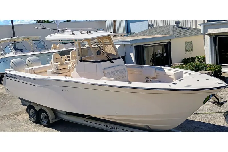 306-821 Yacht Photos Pics 