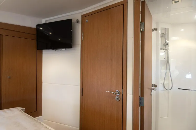  Yacht Photos Pics Interior cabin of 2018 Schaefer 400 Sport yacht with TV and shower.