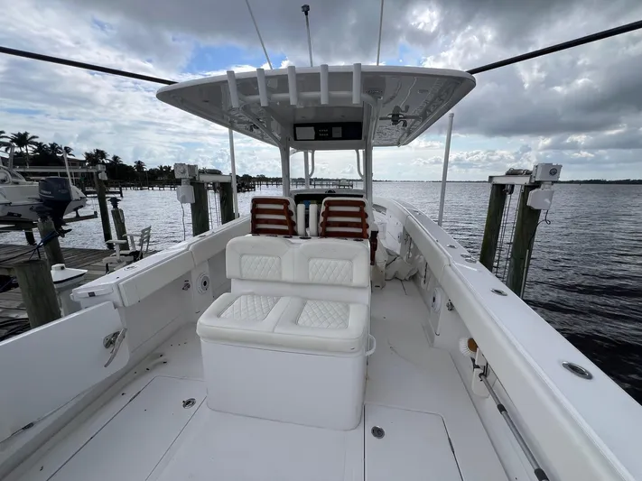 Twin Life Yacht Photos Pics Jupiter 38 TWIN LIFE - Aft Seating