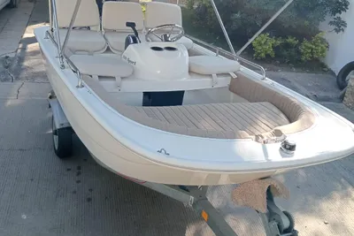 Boston Whaler 110 Sport