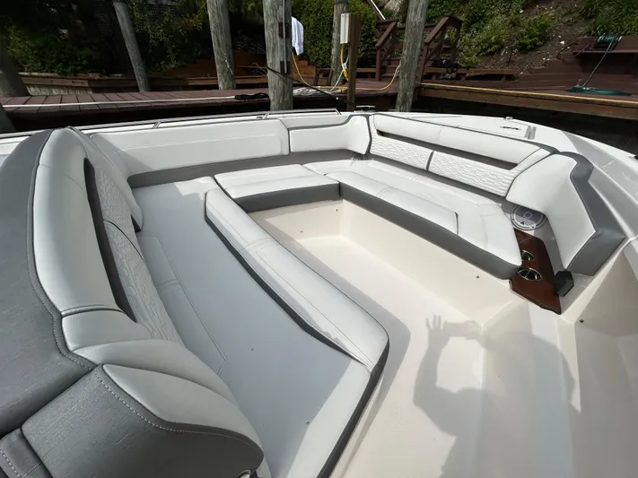 Yacht Photos Pics Luxurious seating area on a 2019 Tiara Yachts 38 LS boat.