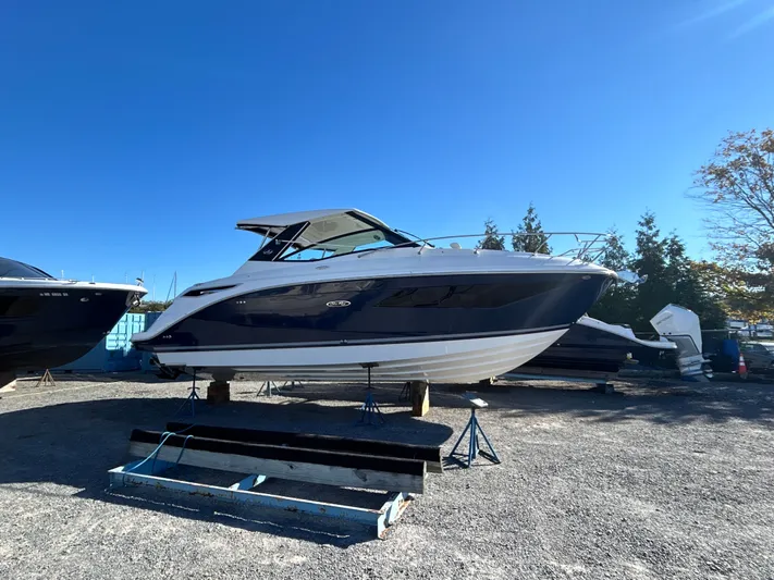 Why Knot Yacht Photos Pics 