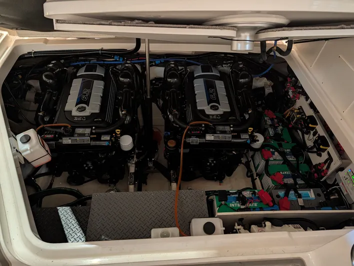 Why Knot Yacht Photos Pics 