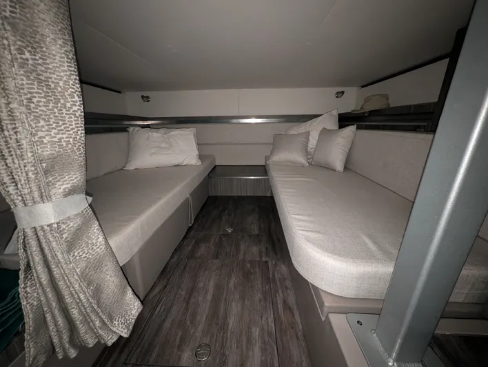 Why Knot Yacht Photos Pics 