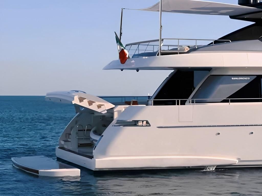 2017 Sanlorenzo 87 