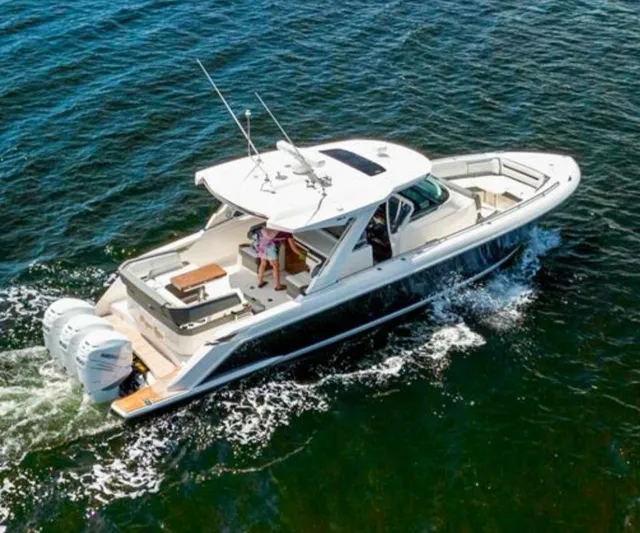 Pogue Life Yacht Photos Pics 