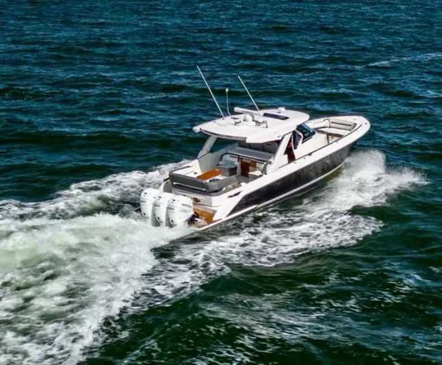 Pogue Life Yacht Photos Pics 