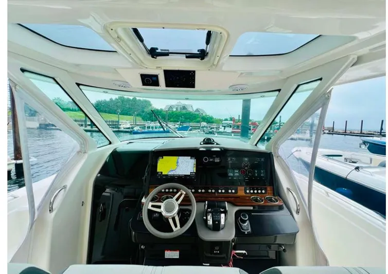 Pogue Life Yacht Photos Pics 