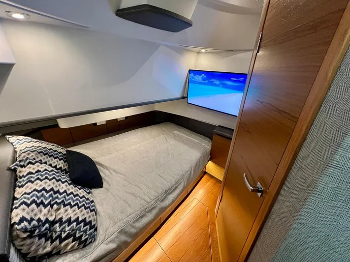 Pogue Life Yacht Photos Pics 