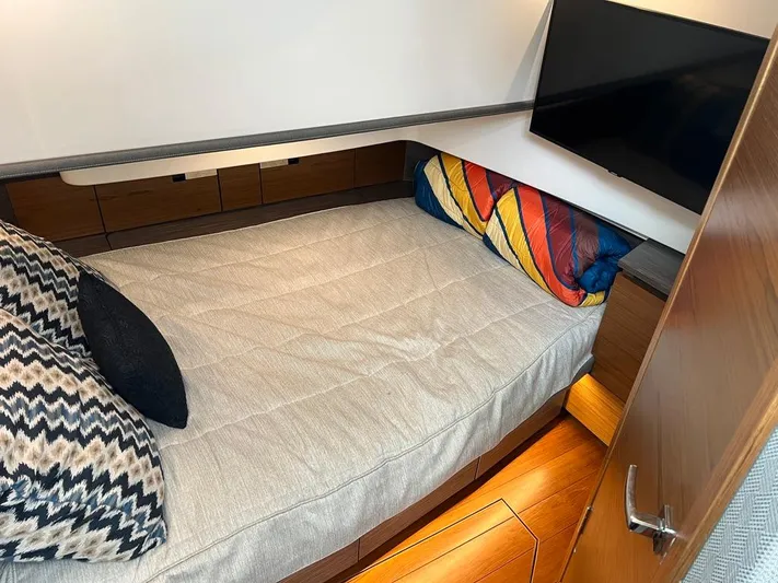 Pogue Life Yacht Photos Pics 