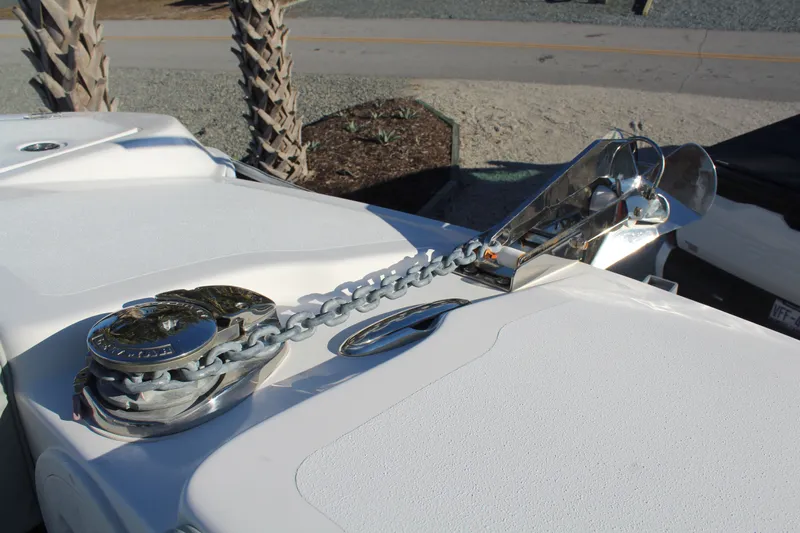  Yacht Photos Pics Anchor windlass on a 2022 Twin Vee 280 GFX boat.