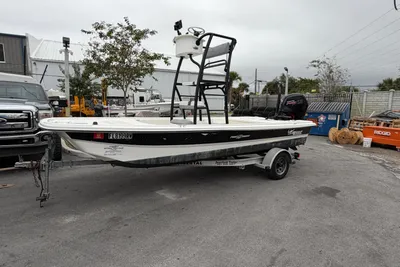 Mako Pro Skiff 19 CC Top Drive
