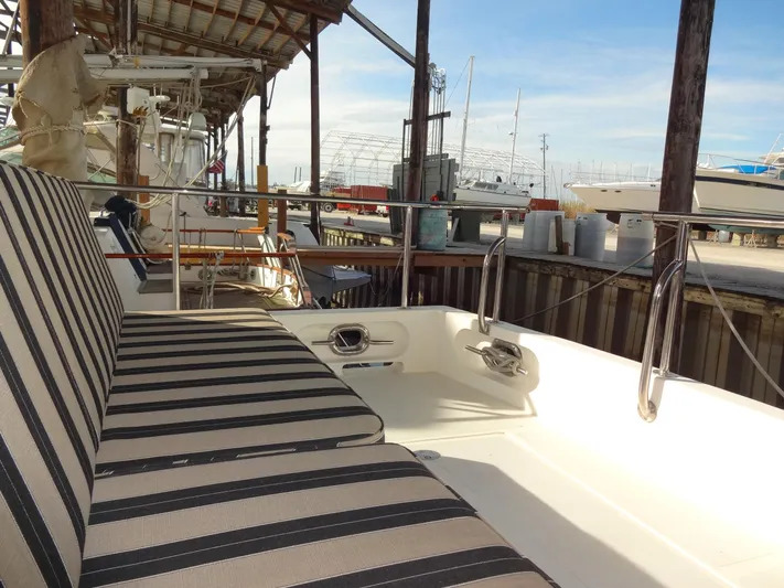 Slow Dance 1000 Hr. Service & Ready To Go Again Yacht Photos Pics 