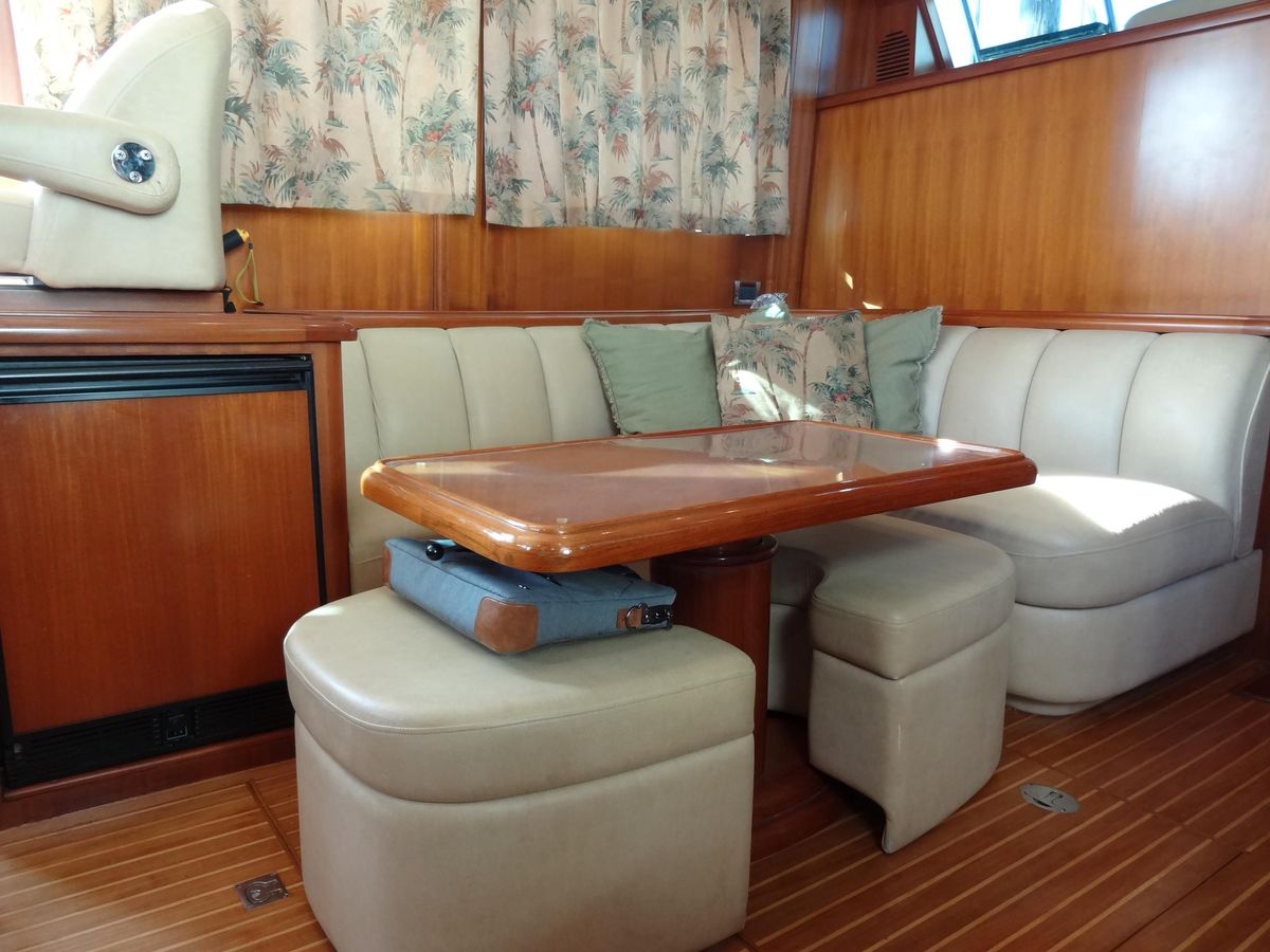 2006 Ocean Alexander 48 