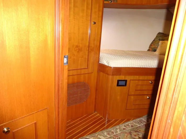 Slow Dance 1000 Hr. Service & Ready To Go Again Yacht Photos Pics 