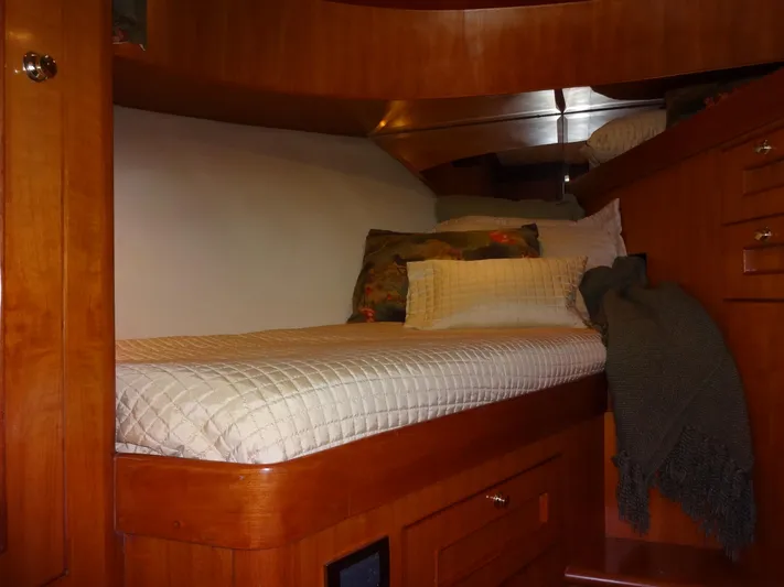 Slow Dance 1000 Hr. Service & Ready To Go Again Yacht Photos Pics 