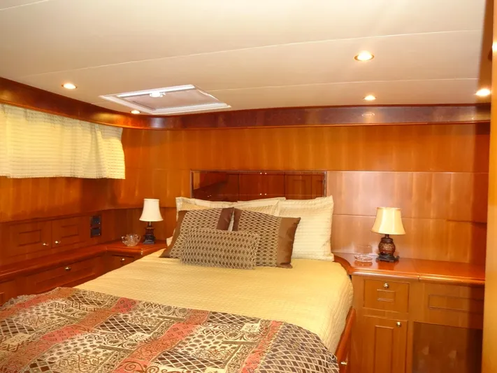 Slow Dance 1000 Hr. Service & Ready To Go Again Yacht Photos Pics 