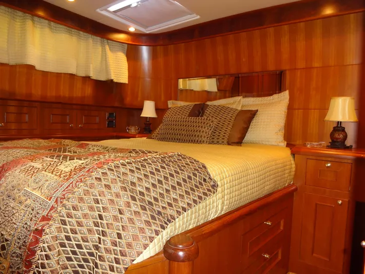 Slow Dance 1000 Hr. Service & Ready To Go Again Yacht Photos Pics 