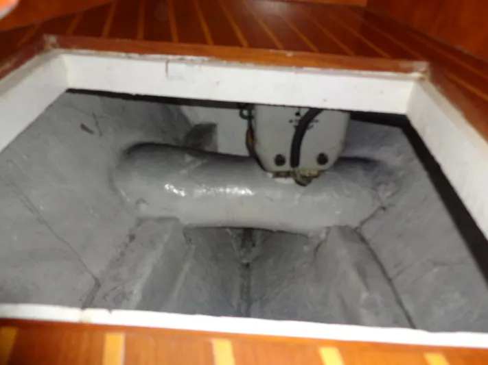 Slow Dance 1000 Hr. Service & Ready To Go Again Yacht Photos Pics 