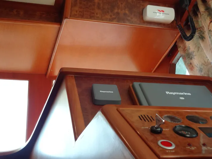 Slow Dance 1000 Hr. Service & Ready To Go Again Yacht Photos Pics 