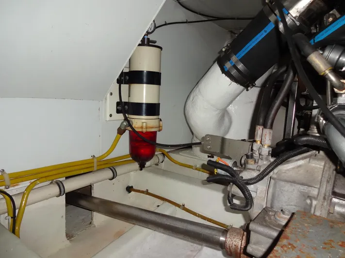 Slow Dance 1000 Hr. Service & Ready To Go Again Yacht Photos Pics 