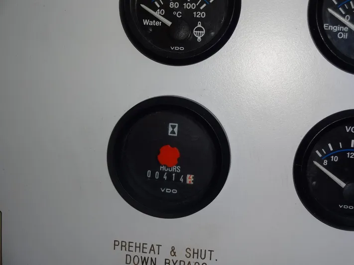 Slow Dance 1000 Hr. Service & Ready To Go Again Yacht Photos Pics 