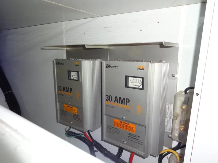 Slow Dance 1000 Hr. Service & Ready To Go Again Yacht Photos Pics 