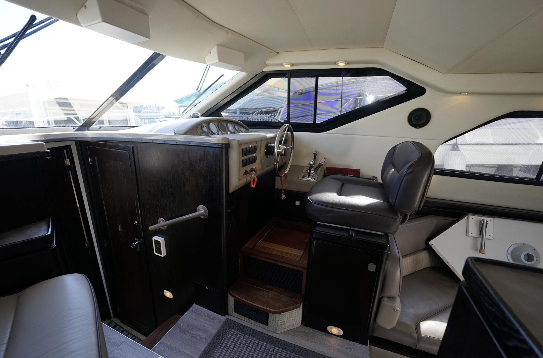 1996 Bayliner 3488 Avanti Motor Yachts for sale YachtWorld