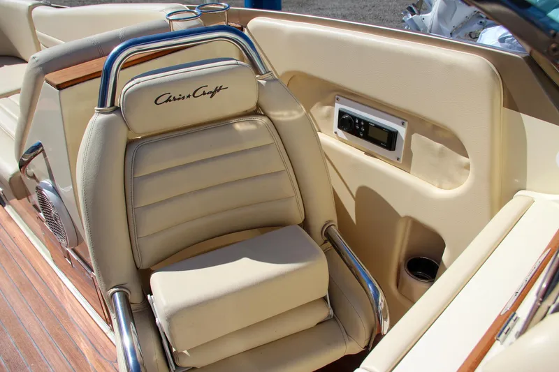  Yacht Photos Pics Luxurious 2013 Chris-Craft Launch 32 boat interior with plush seating and elegant design.