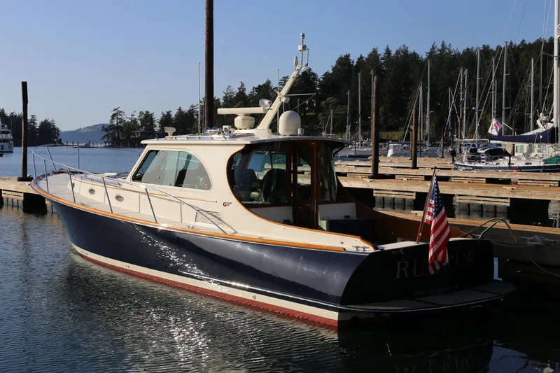 Ruckus Yacht Photos Pics 
