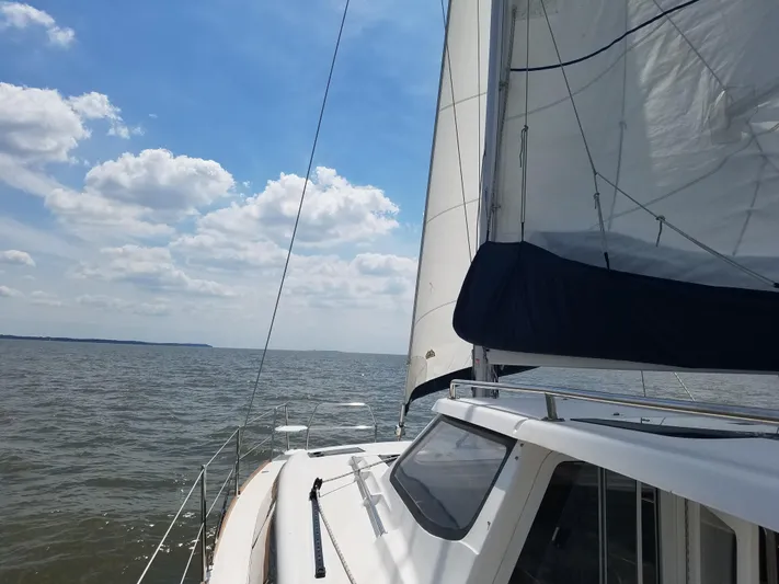 14hands Yacht Photos Pics 2013 Gemini Legacy 35 under sail