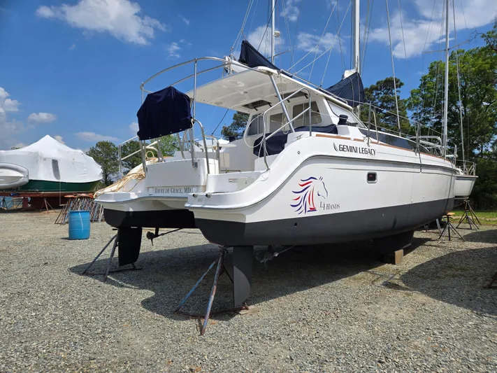 14hands Yacht Photos Pics 2013 Gemini Legacy 35 on the hard