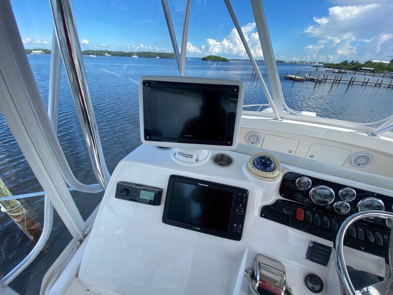 2003 Luhrs 36 Convertible