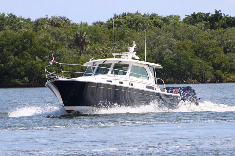 Enterprise Yacht Photos Pics Sabre 38 Enterprise - Bow