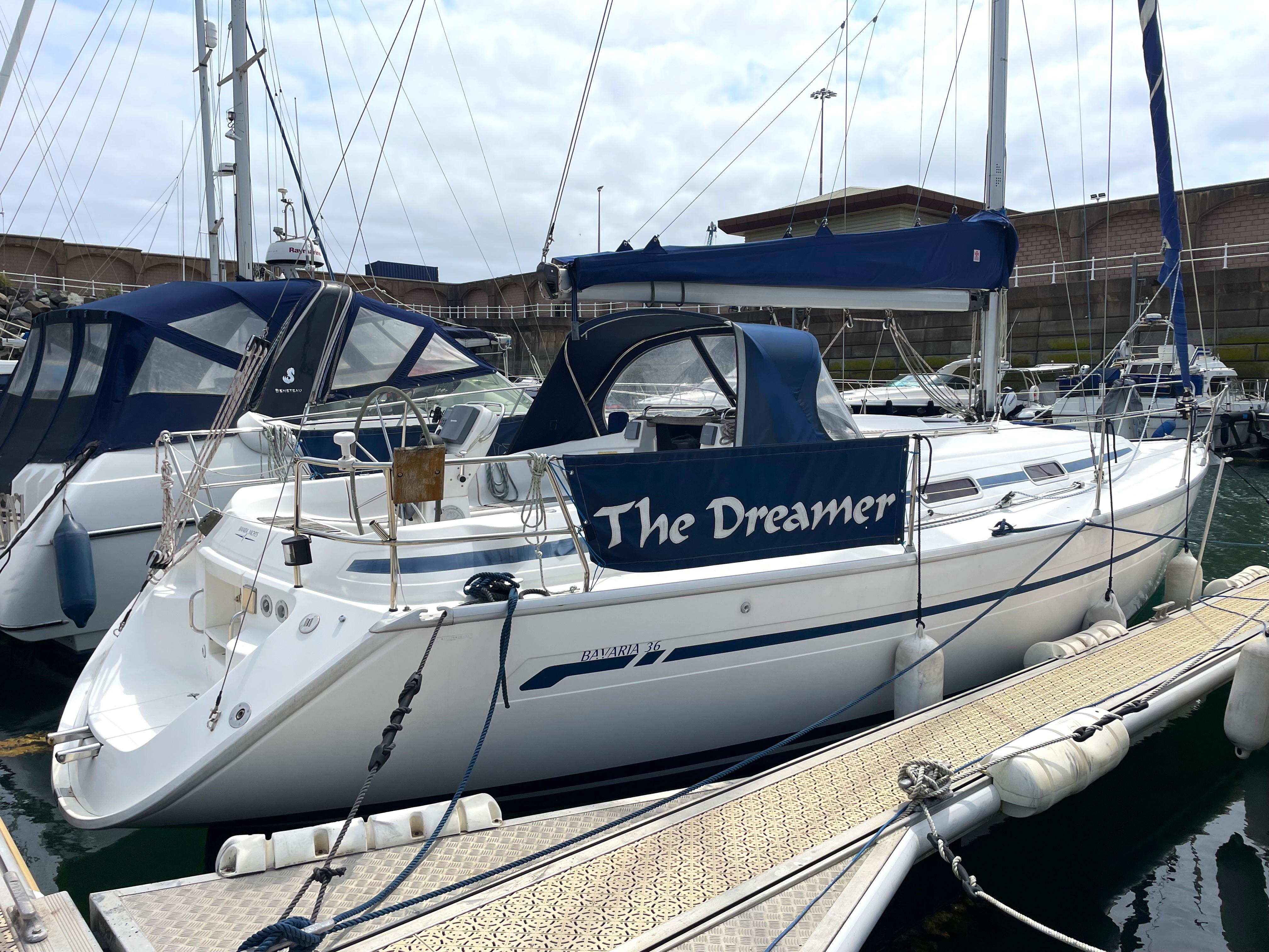 bavaria 36 motor yacht