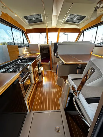 Resilient Yacht Photos Pics 