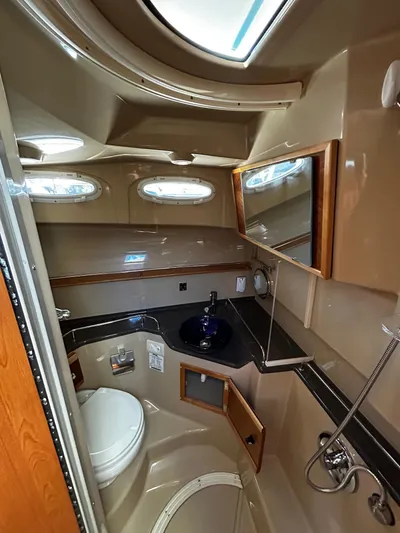 Resilient Yacht Photos Pics 