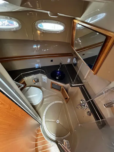 Resilient Yacht Photos Pics 