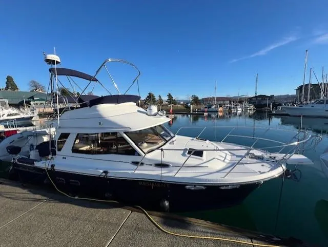 Resilient Yacht Photos Pics 