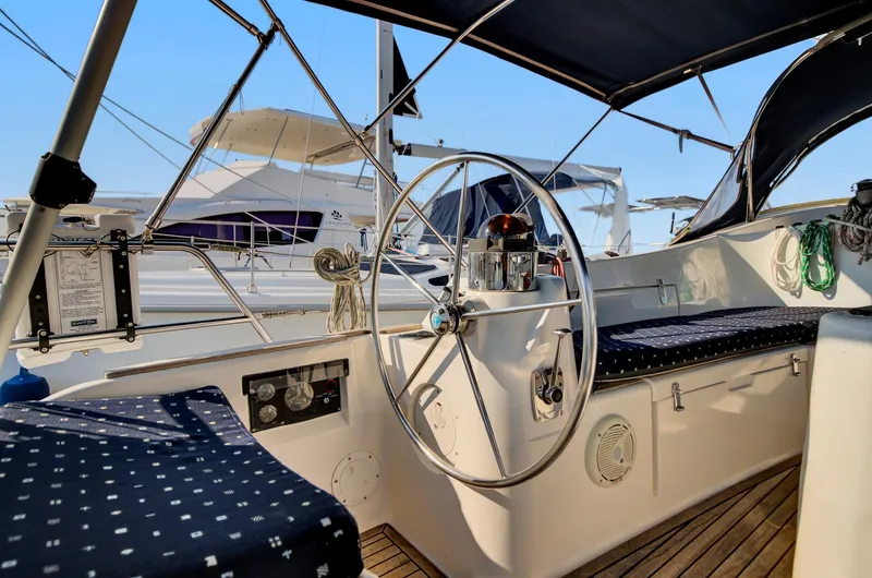 Friendship Yacht Photos Pics 