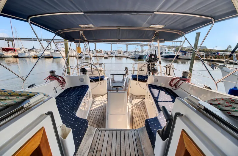 Friendship Yacht Photos Pics 