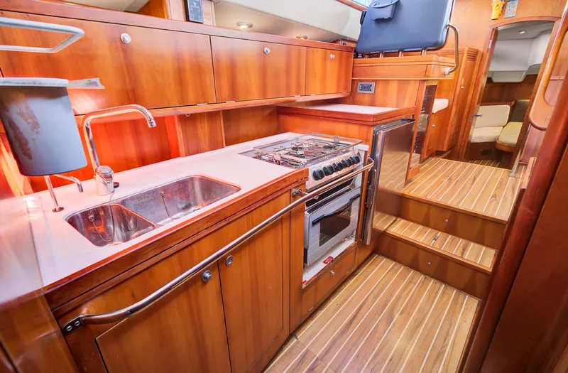 Friendship Yacht Photos Pics 