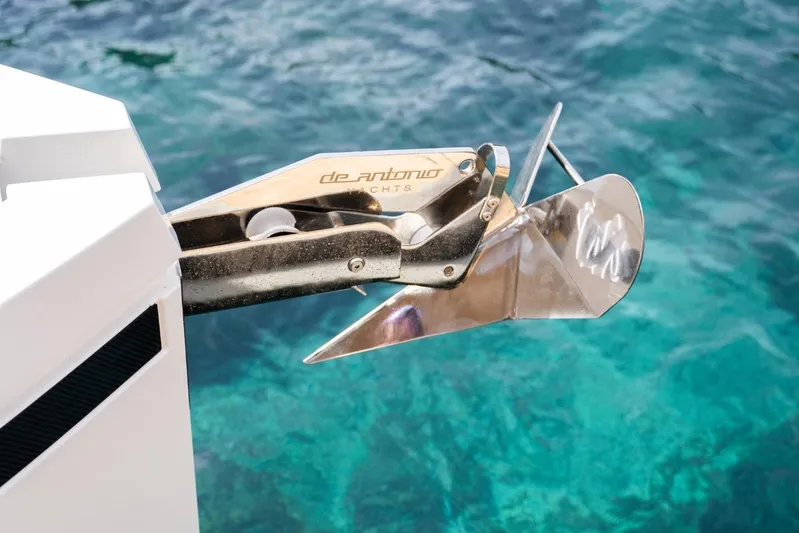  Yacht Photos Pics Anchor detail of 2026 De Antonio Yachts D29 against clear blue water.