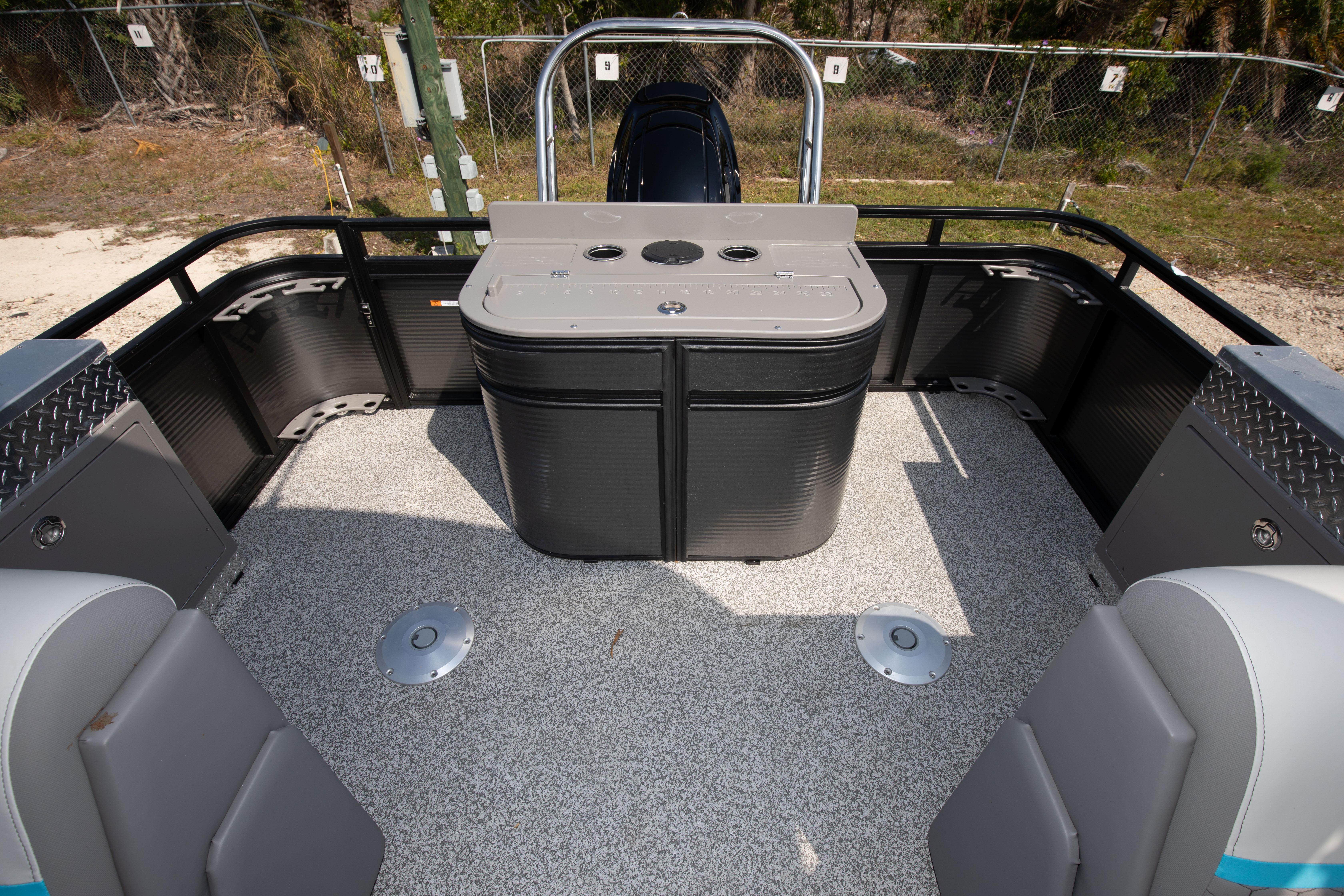 2023 Angler Qwest 8522 All Sport Pontoon for sale - YachtWorld