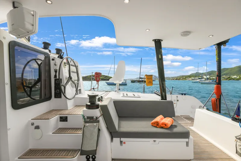 Pom III Yacht Photos Pics 2018 Outremer 5X steering wheel